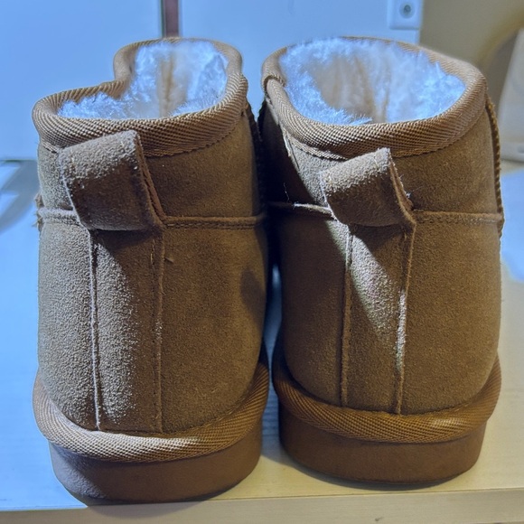 Cozy Tan Heeled Boots - Picture 4 of 6